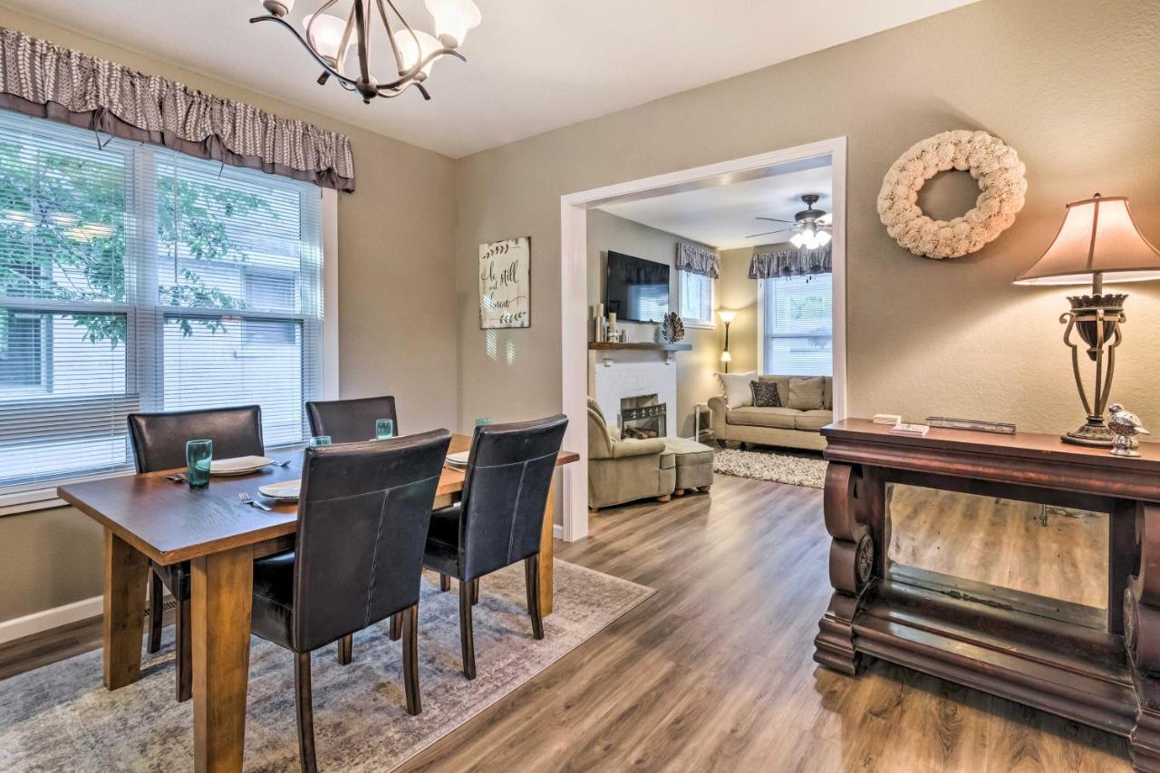 Remodeled Downtown Hot Springs Home With Porch Exterior foto